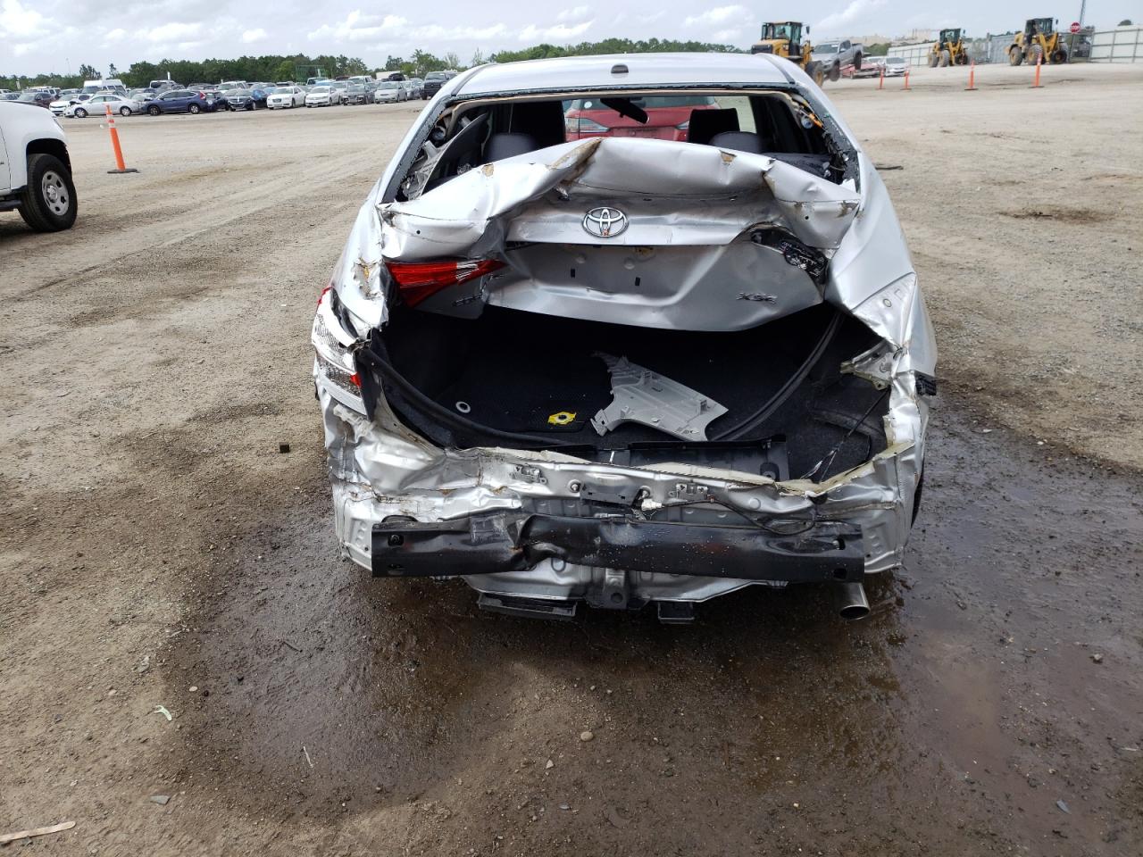 Photo 9 from auction – 2017 TOYOTA COROLLA L with VIN 5YFBURHE1HP662933