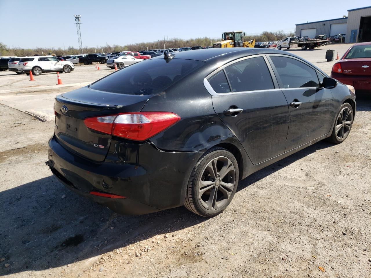 Zdjęcie 4 z aukcji – 2016 KIA FORTE EX z VIN KNAFX4A86G5480685