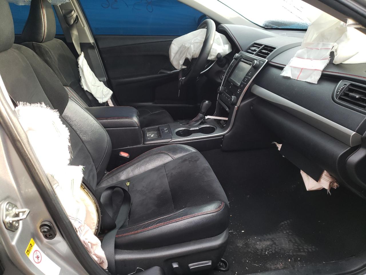 Photo 5 from auction – 2016 TOYOTA CAMRY LE with VIN 4T1BF1FK2GU232104