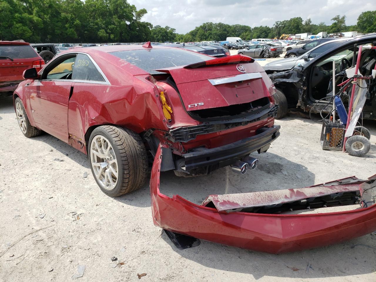 Photo 3 from auction – 2012 CADILLAC CTS-V with VIN 1G6DV1EP1C0122937