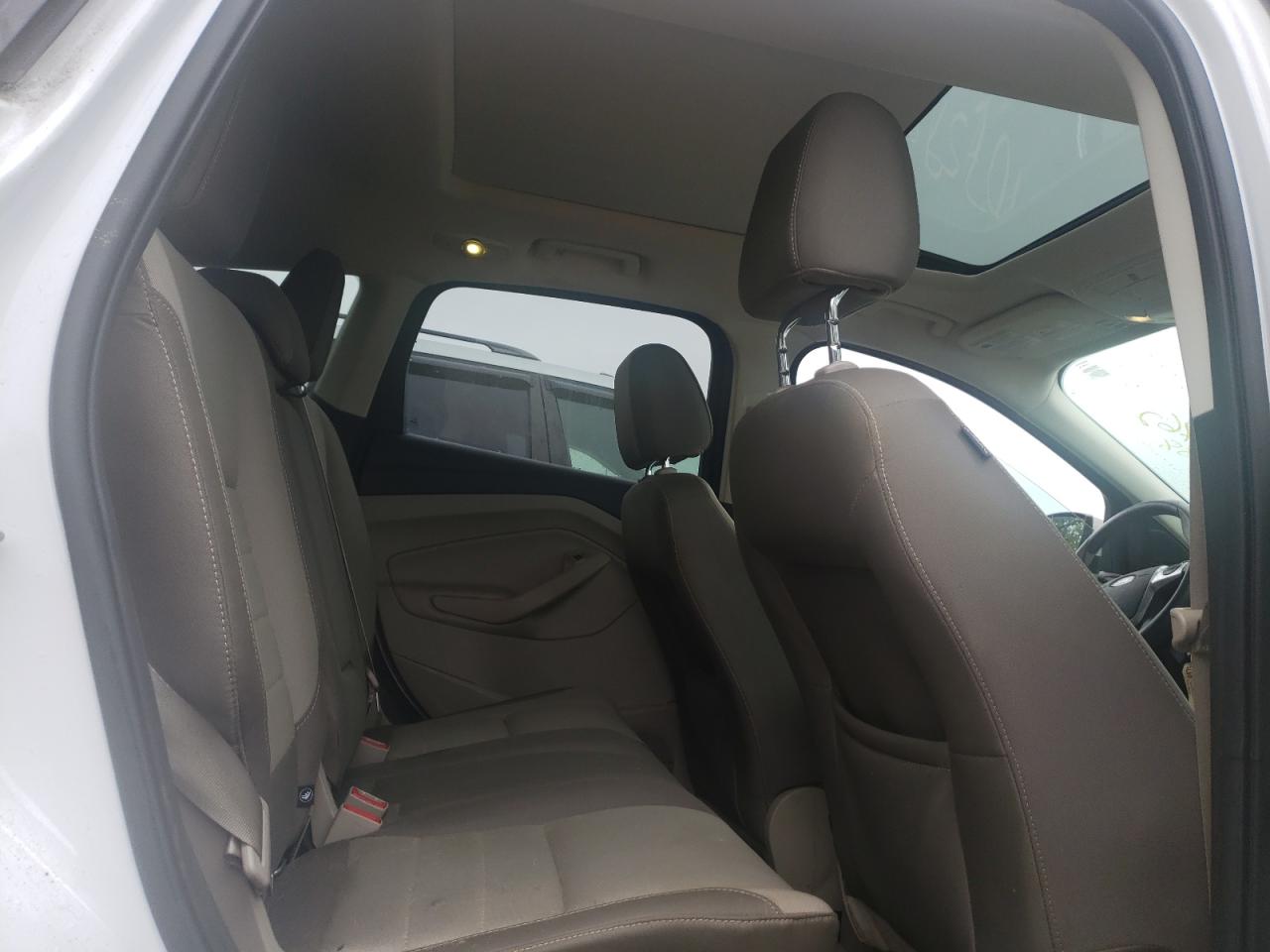 Photo 6 from auction – 2016 FORD ESCAPE SE with VIN 1FMCU9GX1GUA58688