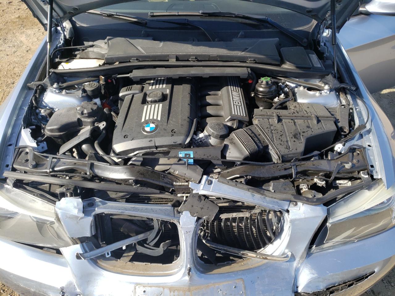 Photo 7 from auction – 2011 BMW 328 I with VIN WBAPH5G53BNM73254