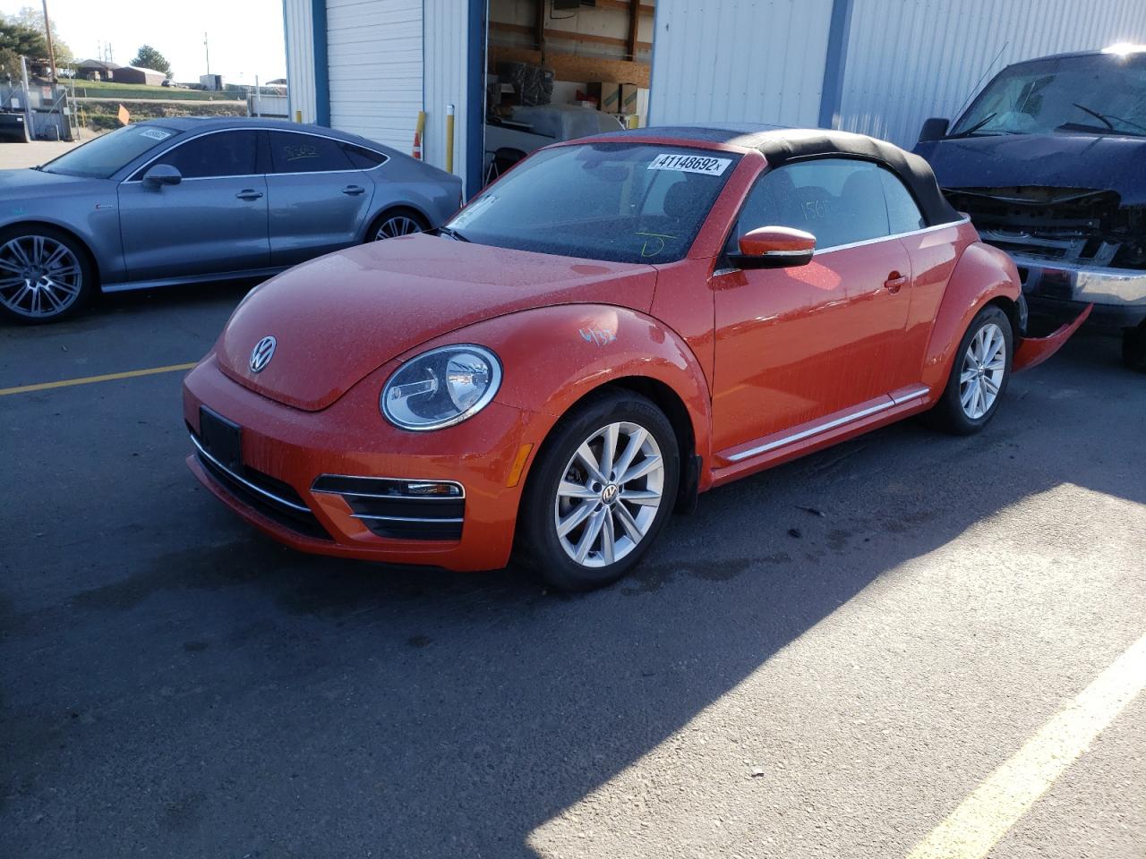 Photo 2 from auction – 2018 VOLKSWAGEN BEETLE S with VIN 3VW5DAAT2JM507857