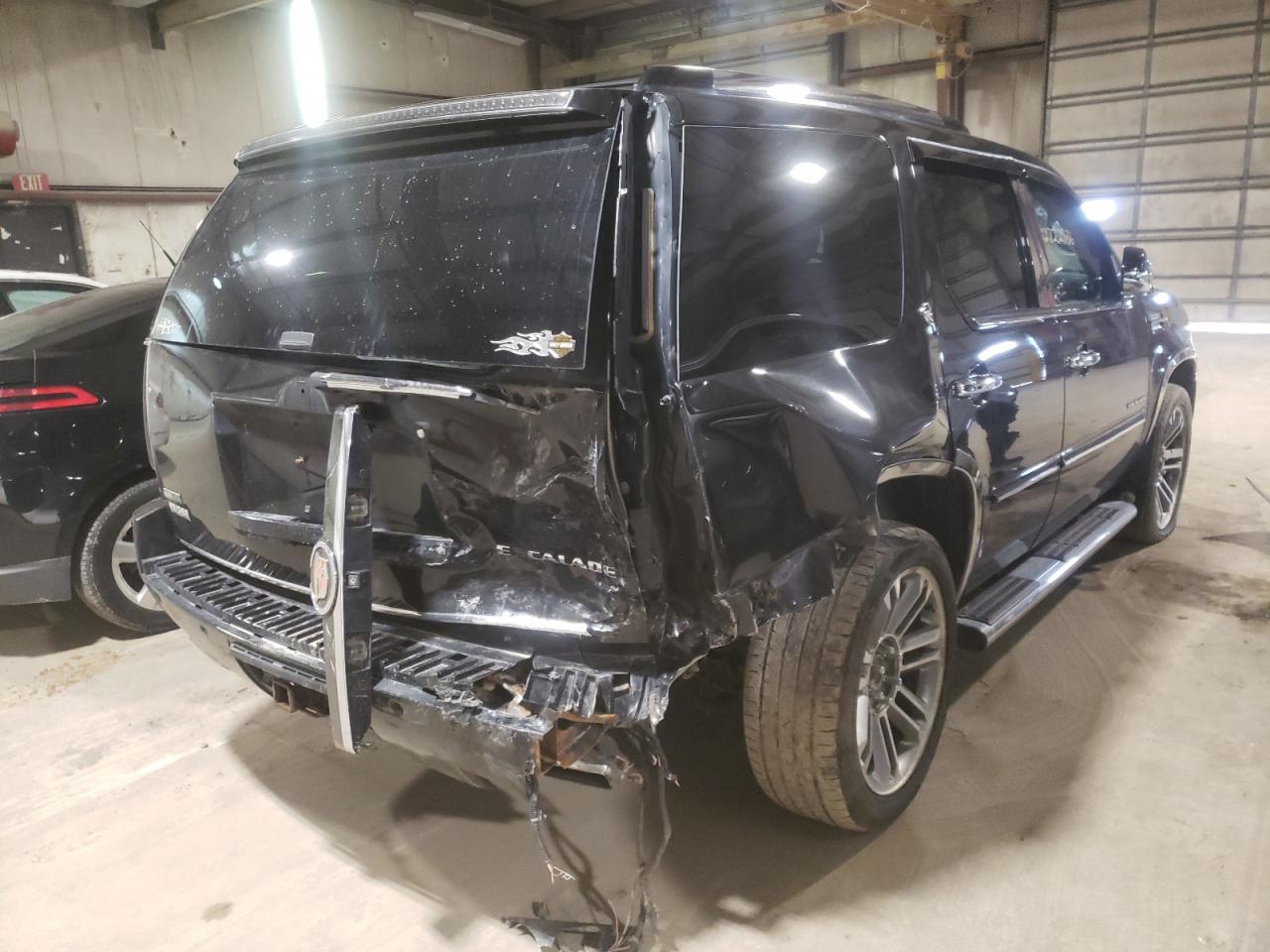 Photo 4 from auction – 2012 CADILLAC ESCALADE P with VIN 1GYS4CEF8CR301606