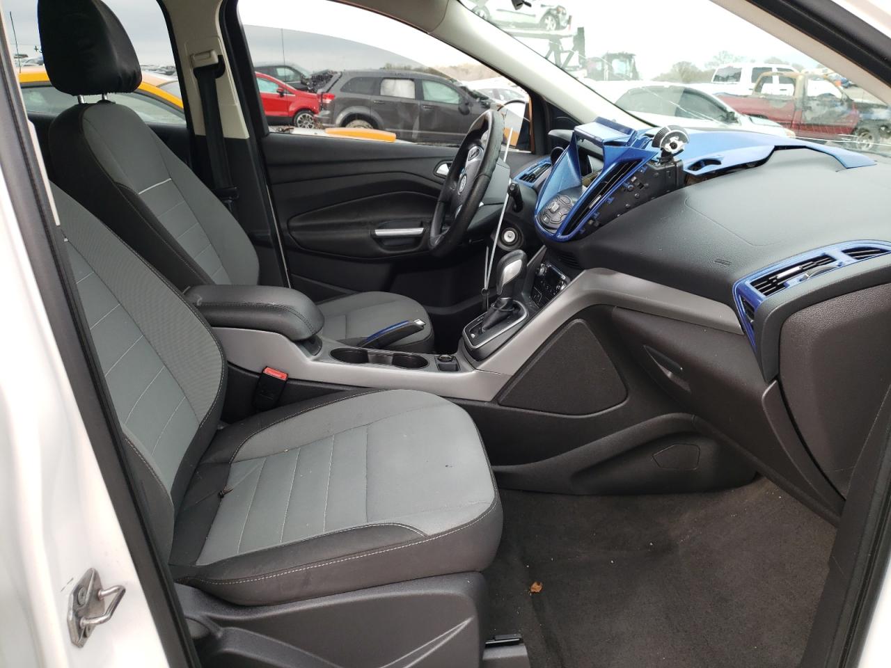Photo 5 from auction – 2013 FORD ESCAPE SE with VIN 1FMCU9GX0DUD14346