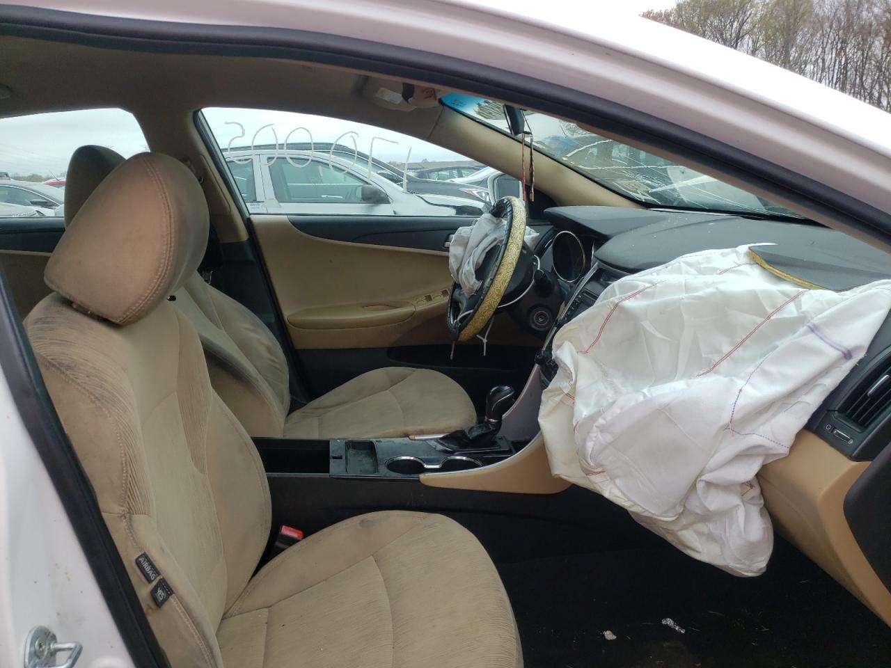 Photo 5 from auction – 2011 HYUNDAI SONATA GLS with VIN 5NPEB4AC4BH237063