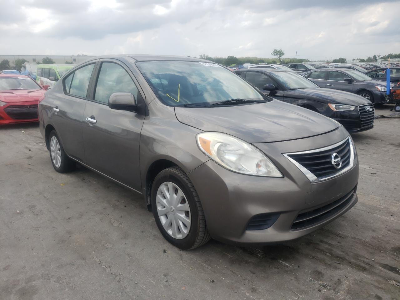 NISSAN VERSA S 2013 with VIN 3N1CN7AP1DL878406 - Photo from auction