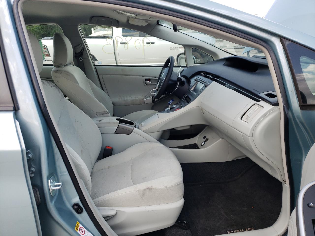 Photo 5 from auction – 2015 TOYOTA PRIUS with VIN JTDKN3DU9F1952054