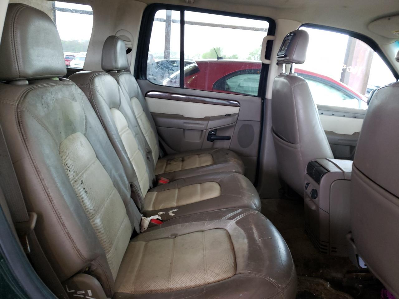 Photo 6 from auction – 2002 FORD EXPLORER with VIN 1FMZU64E62UA24167
