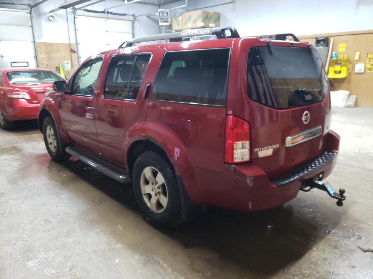 Photo 3 from auction – 2005 NISSAN PATHFINDER with VIN 5N1AR18W15C759511