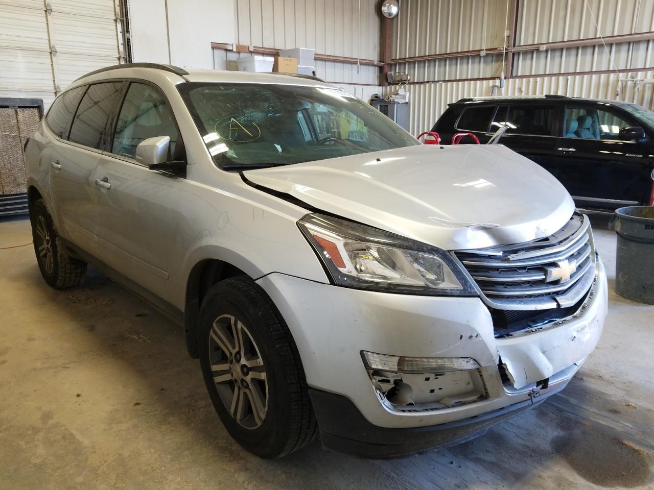 Photo 1 from auction – 2017 CHEVROLET TRAVERSE L with VIN 1GNKRHKD0HJ192921