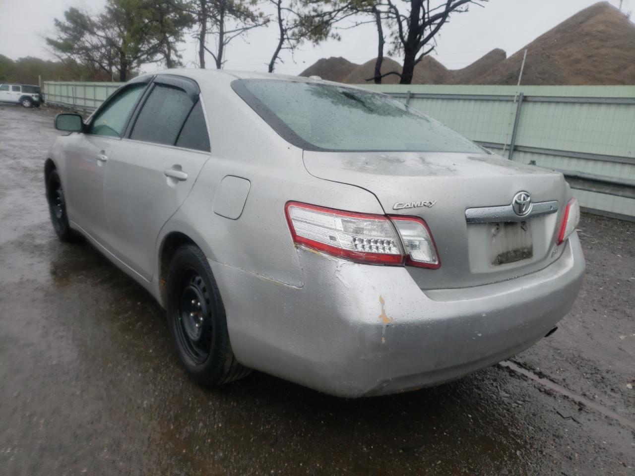 Photo 3 from auction – 2011 TOYOTA CAMRY HYBR with VIN 4T1BB3EK7BU141329