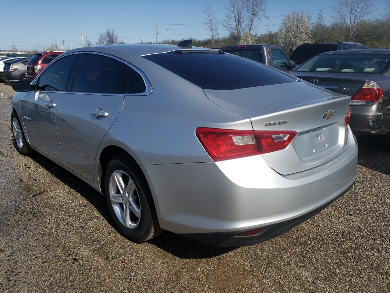 Photo 3 from auction – 2019 CHEVROLET MALIBU LS with VIN 1G1ZB5ST4KF110774