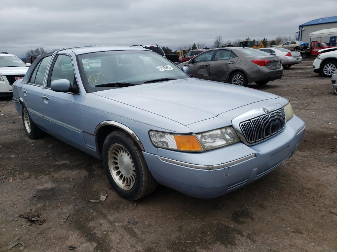 MERCURY GRAND MARQ 2001 with VIN 2MEFM75W01X710344 - Photo from auction