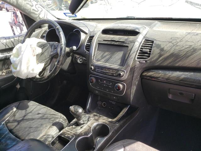 Photo 9 from auction – 2014 KIA SORENTO LX with VIN 5XYKT4A61EG475085