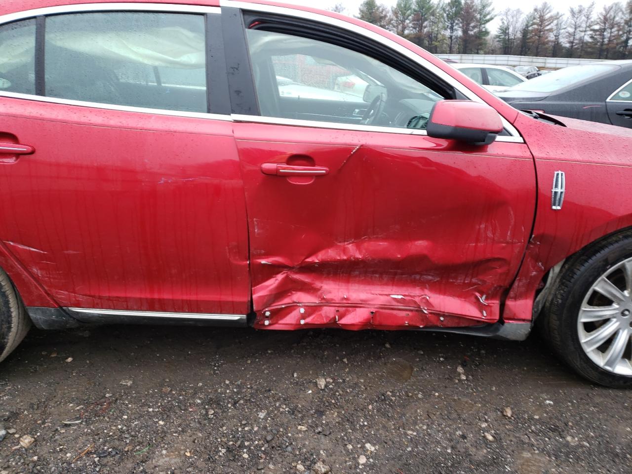 Photo 9 from auction – 2010 LINCOLN MKS with VIN 1LNHL9DR3AG610017