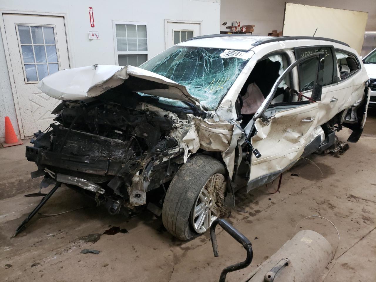 Photo 2 from auction – 2013 CHEVROLET TRAVERSE L with VIN 1GNKRGKD6DJ106788