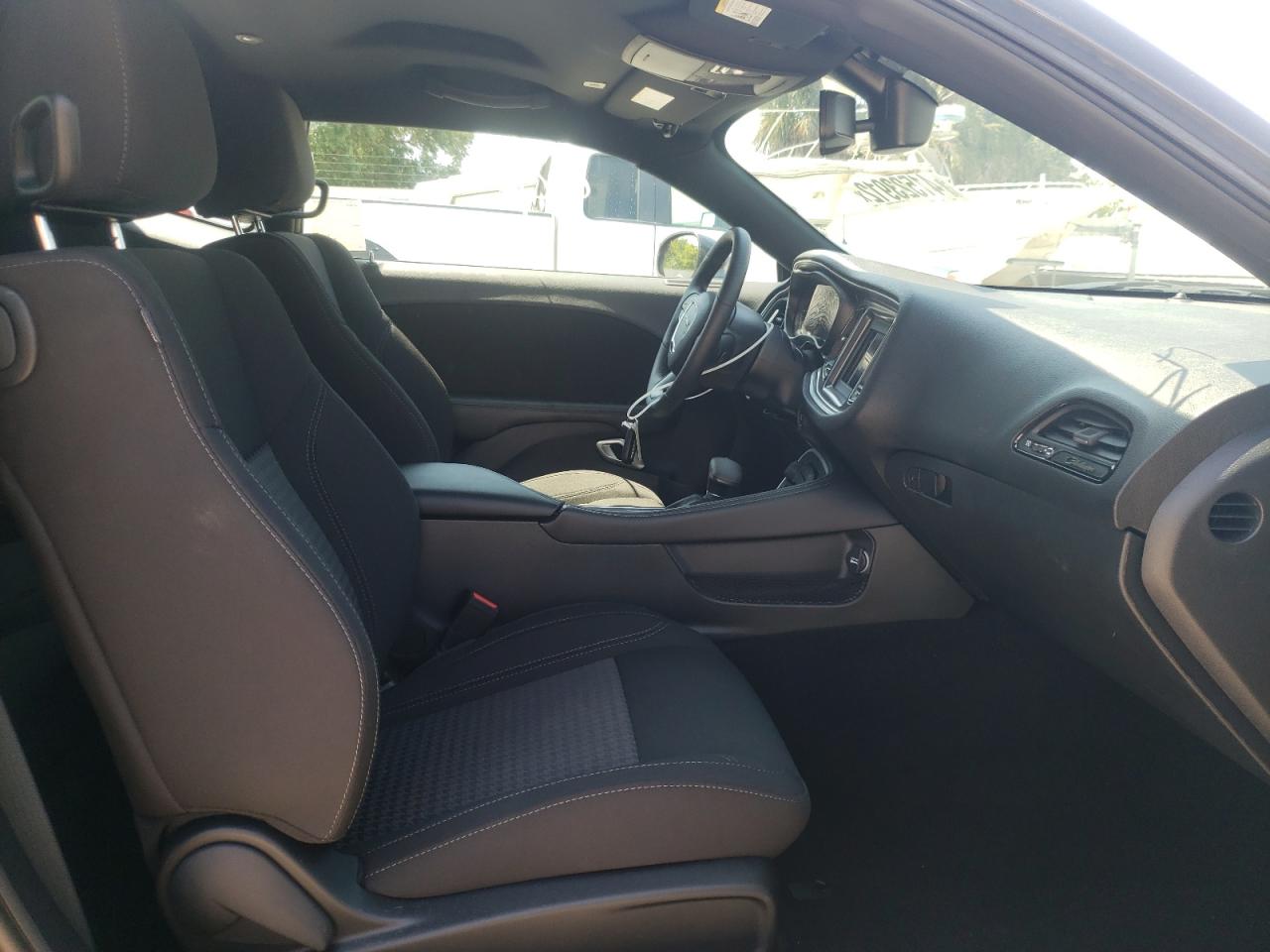 Photo 5 from auction – 2020 DODGE CHALLENGER with VIN 2C3CDZAG1LH253978
