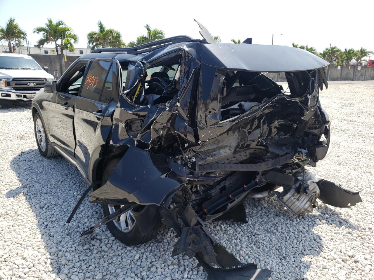 Photo 3 from auction – 2020 FORD EXPLORER X with VIN 1FMSK7DHXLGB26496