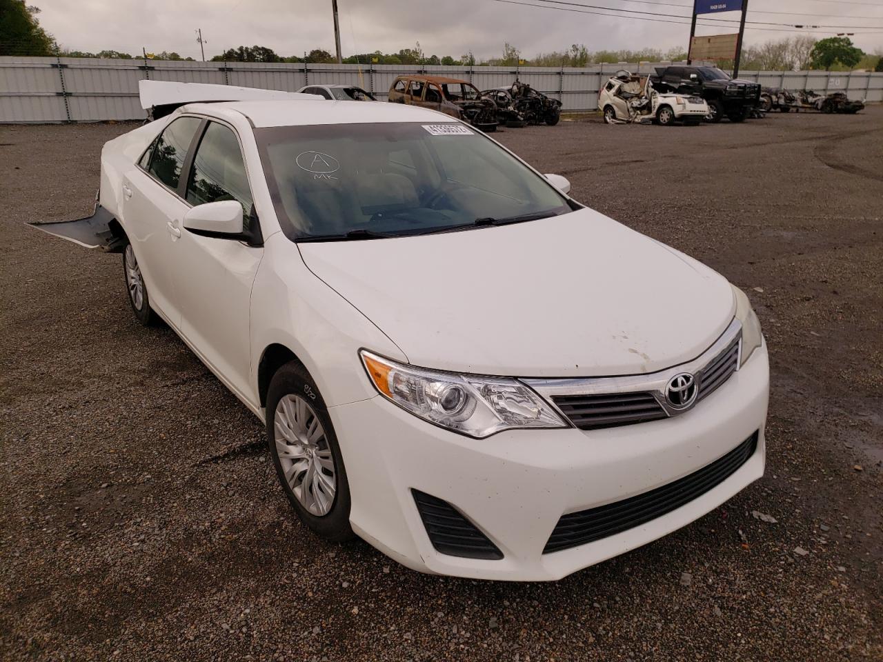 Photo 1 from auction – 2014 TOYOTA CAMRY L with VIN 4T4BF1FK7ER359370