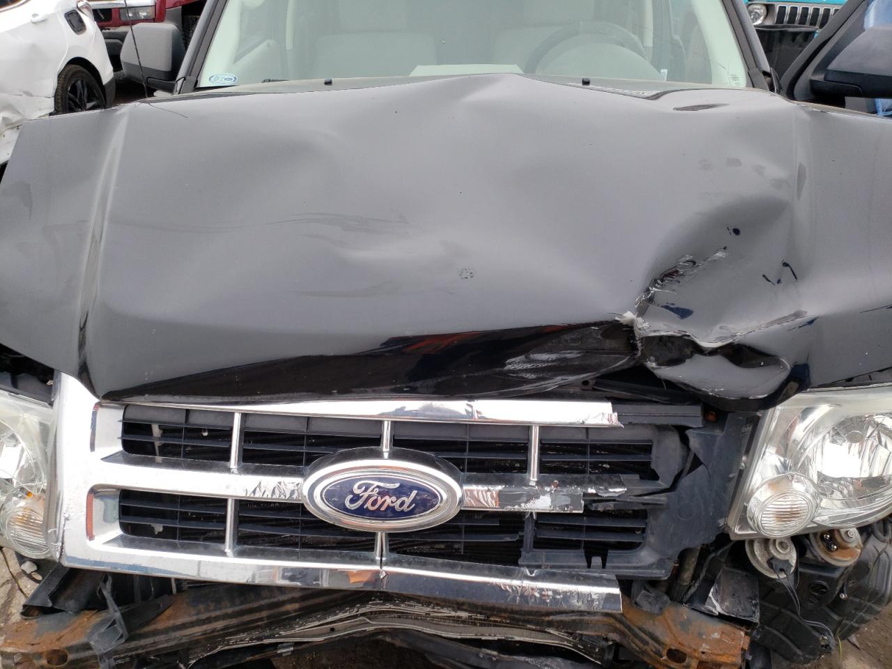 Photo 7 from auction – 2012 FORD ESCAPE XLT with VIN 1FMCU9D75CKC27136