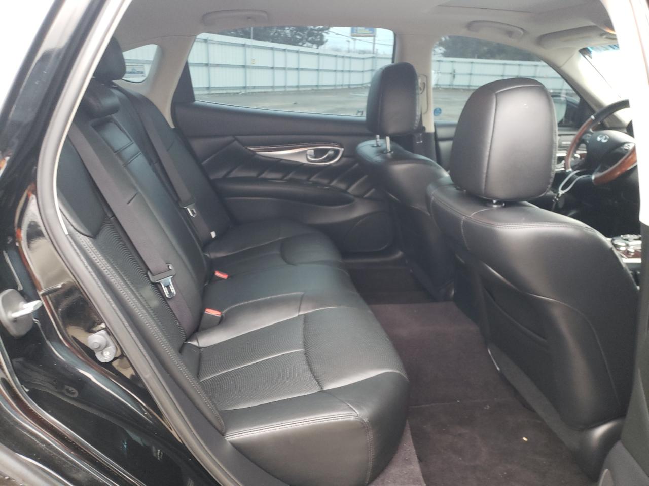 Photo 6 from auction – 2015 INFINITI Q70L 3.7 with VIN JN1BY1PR3FM831704