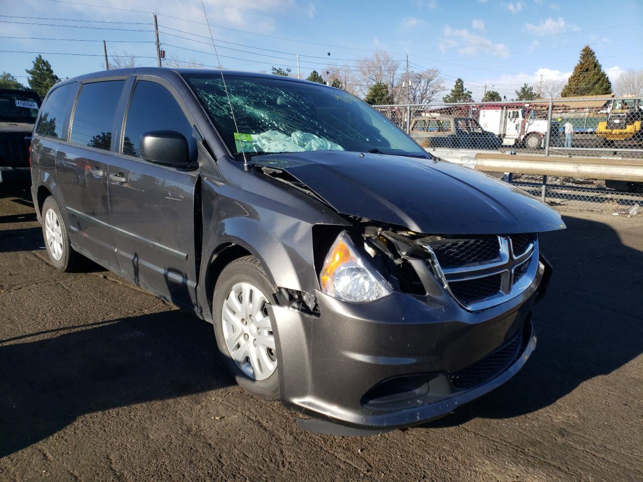 DODGE GRAND CARA 2016 with VIN 2C4RDGBG8GR330645 - Photo from auction