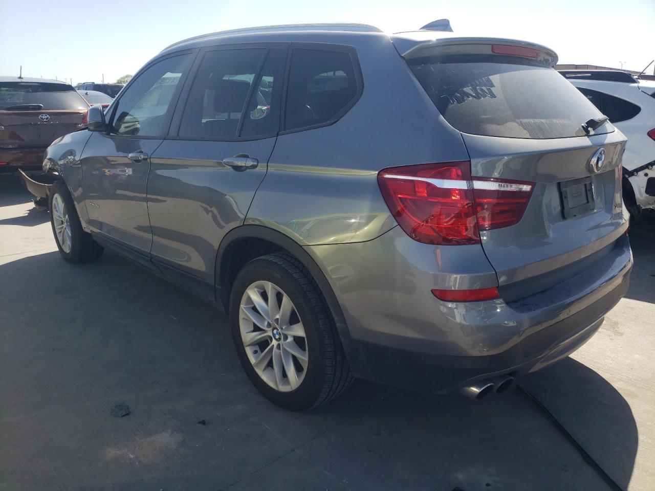 Photo 3 from auction – 2015 BMW X3 XDRIVE2 with VIN 5UXWX9C56F0D45643