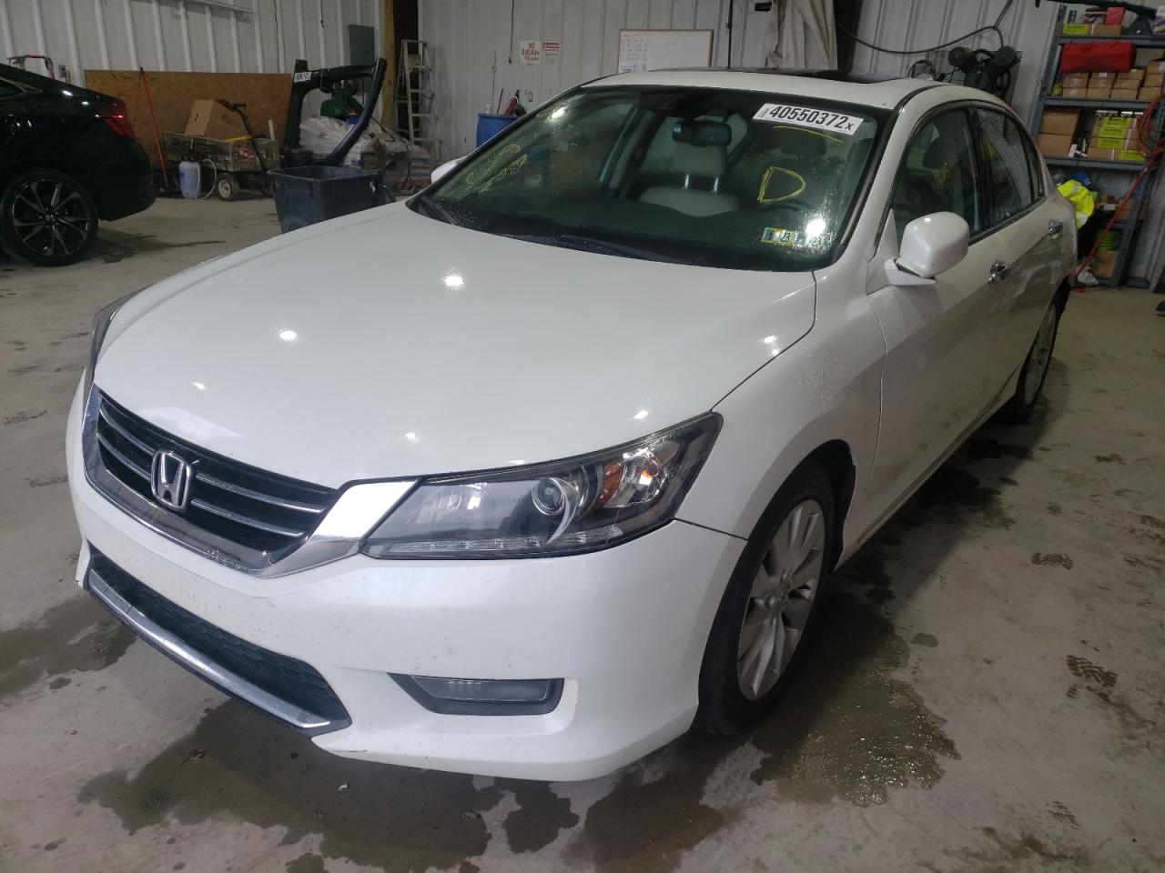 Photo 2 from auction – 2014 HONDA ACCORD EXL with VIN 1HGCR3F80EA009057
