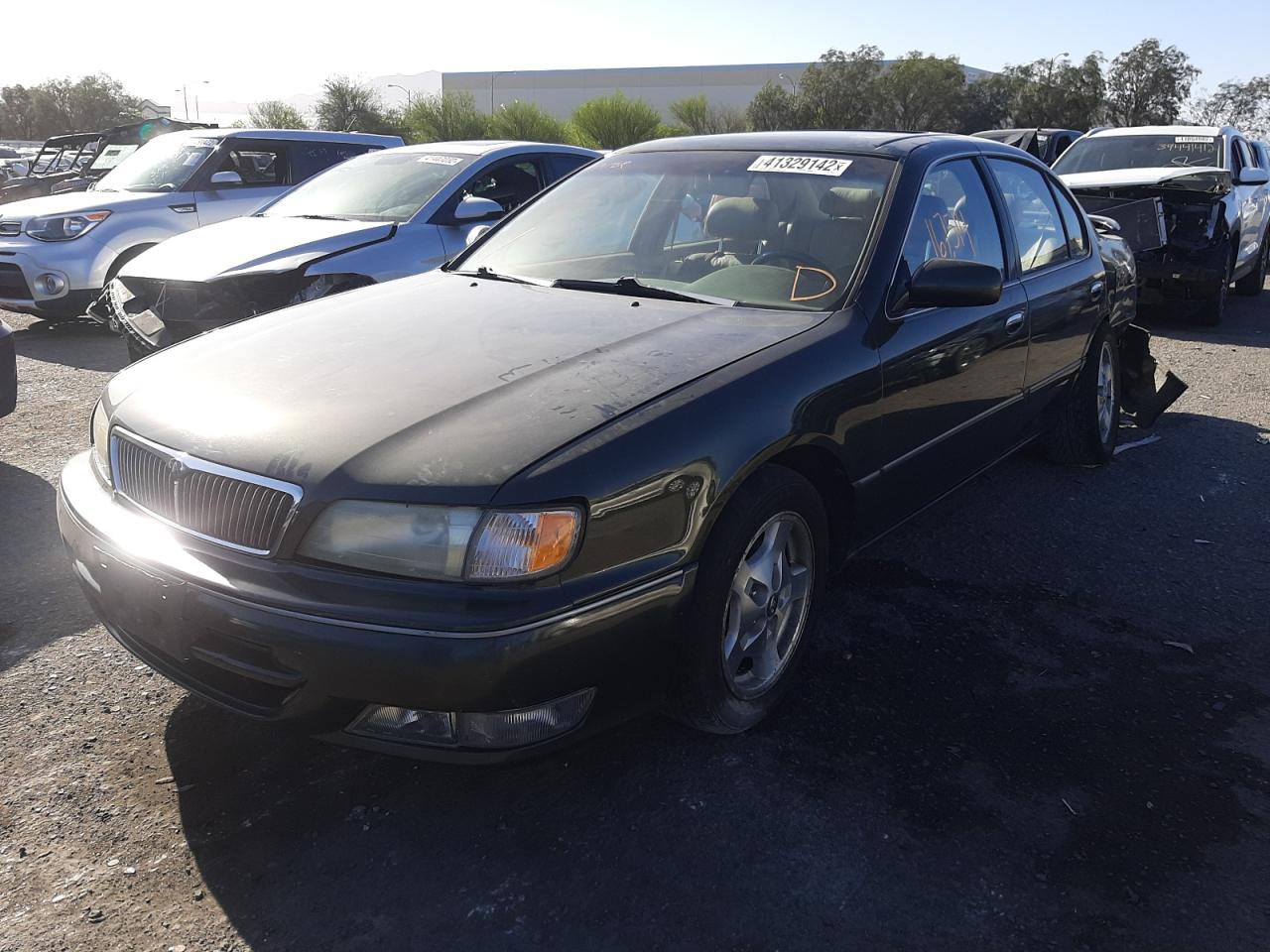 Photo 2 from auction – 1999 INFINITI I30 with VIN JNKCA21A7XT764111