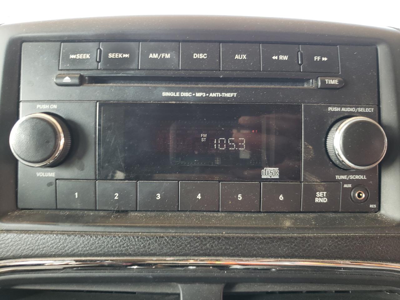 Photo 9 from auction – 2013 DODGE GRAND CARA with VIN 2C4RDGBG5DR515697