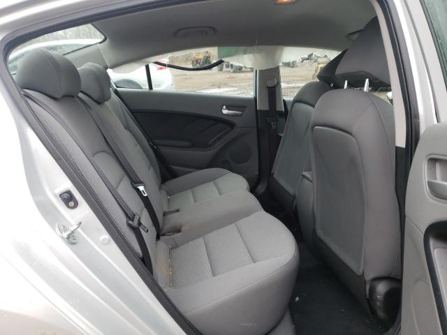 Photo 6 from auction – 2017 KIA FORTE LX with VIN 3KPFK4A7XHE059454