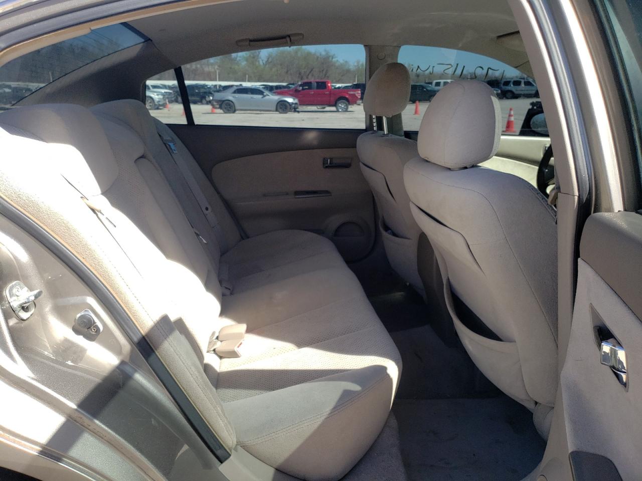 Photo 6 from auction – 2005 NISSAN ALTIMA S with VIN 1N4AL11D65N401331
