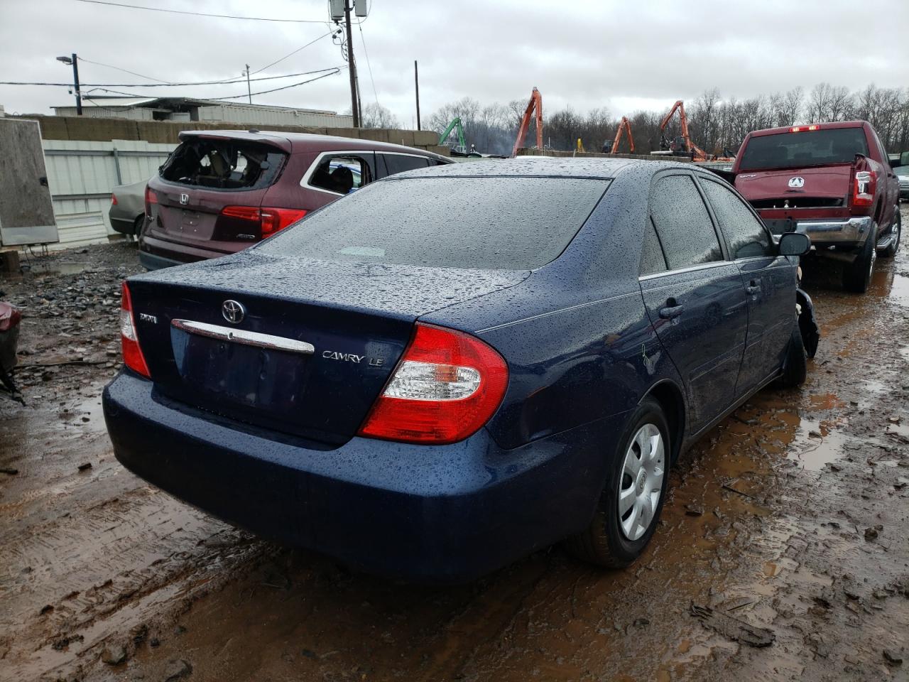Photo 4 from auction – 2002 TOYOTA CAMRY LE with VIN 4T1BE32K92U575859