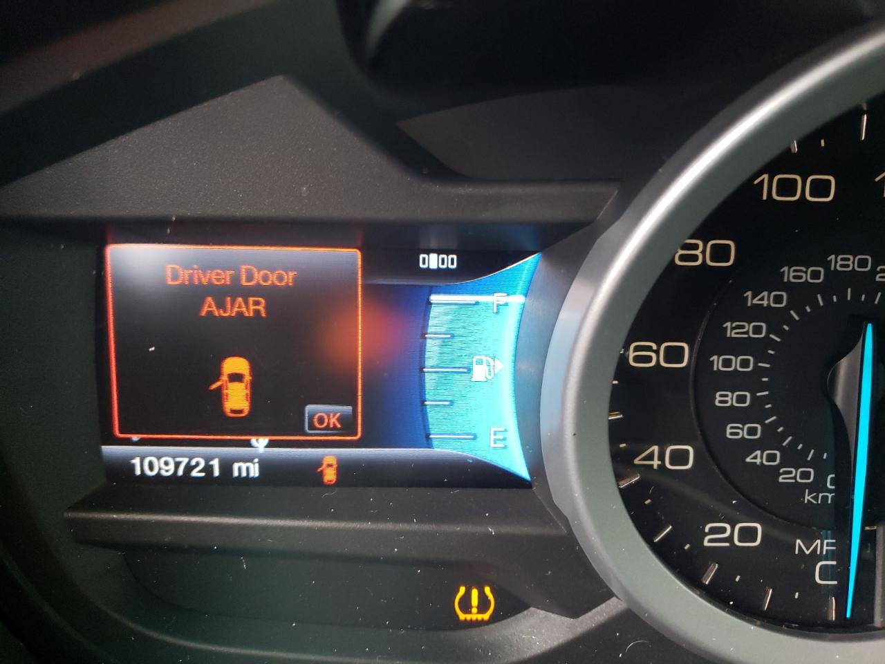 Zdjęcie 8 z aukcji – 2013 FORD EXPLORER L z VIN 1FM5K8F82DGA27589