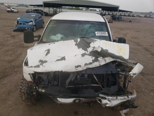 Photo 10 from auction – 2001 CHEVROLET SILVERADO with VIN 2GCEK19T511403903