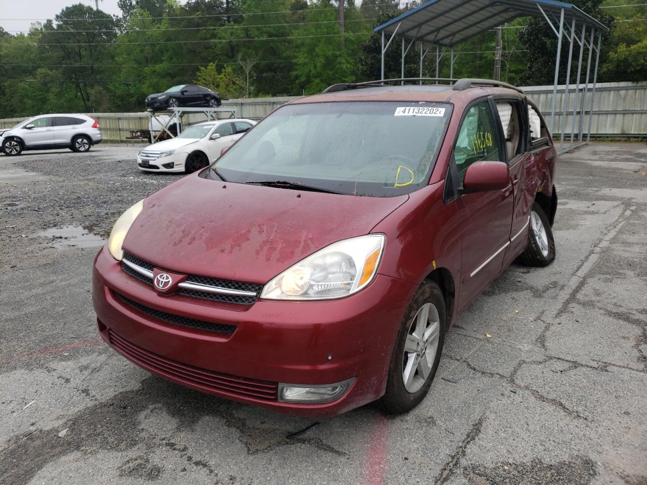 Photo 2 from auction – 2004 TOYOTA SIENNA XLE with VIN 5TDBA22C84S021707