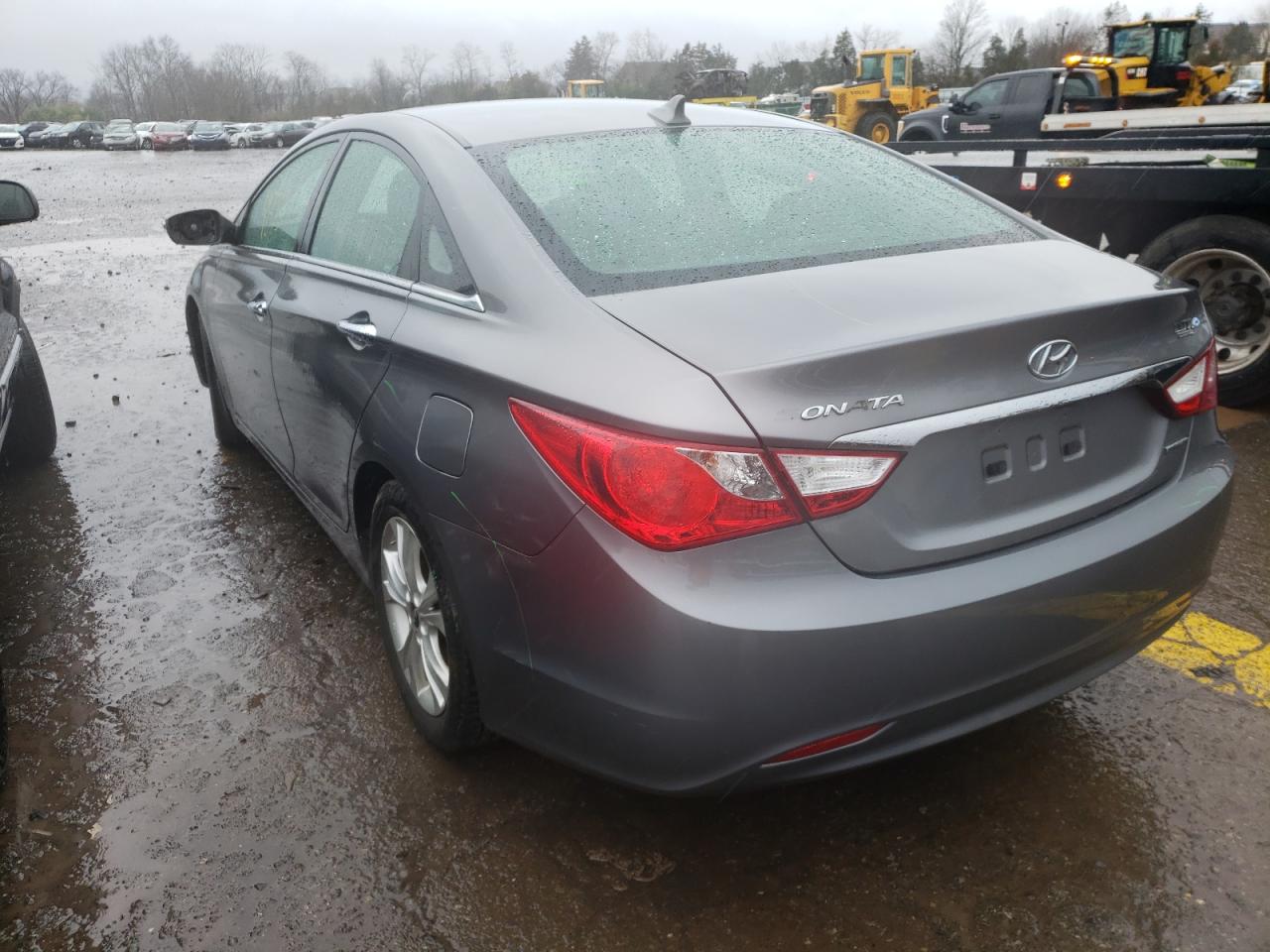 Photo 3 from auction – 2011 HYUNDAI SONATA SE with VIN 5NPEC4AC4BH274773