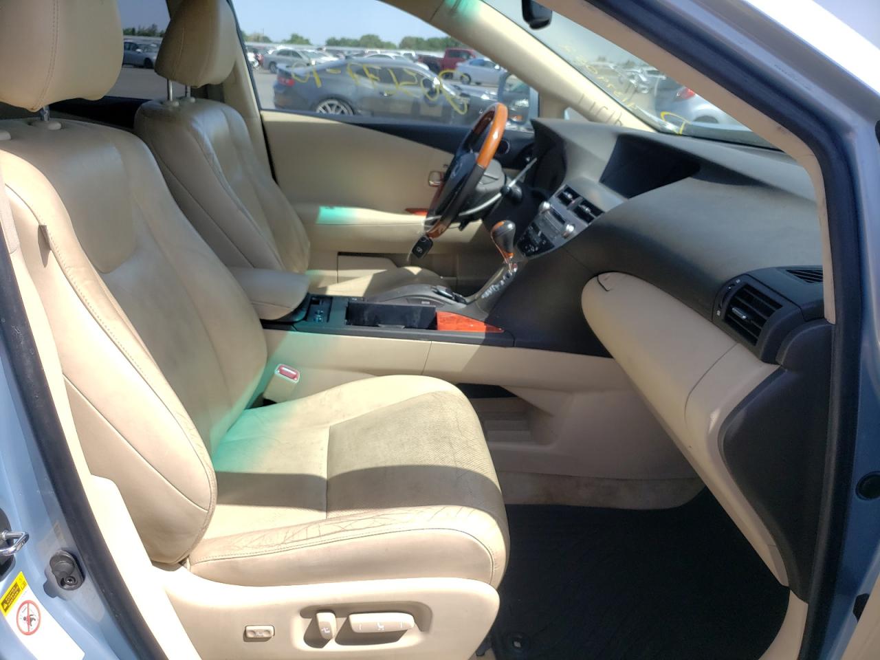 Photo 5 from auction – 2010 LEXUS RX 450 with VIN JTJBC1BA9A2413565