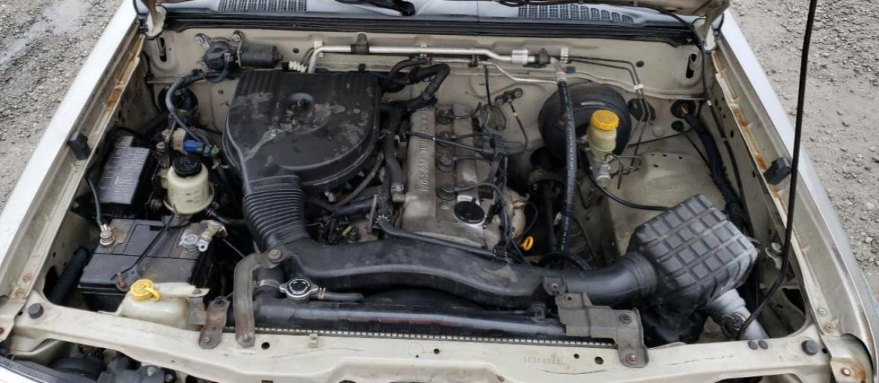 Photo 7 from auction – 2001 NISSAN FRONTIER X with VIN 1N6DD21S61C318042