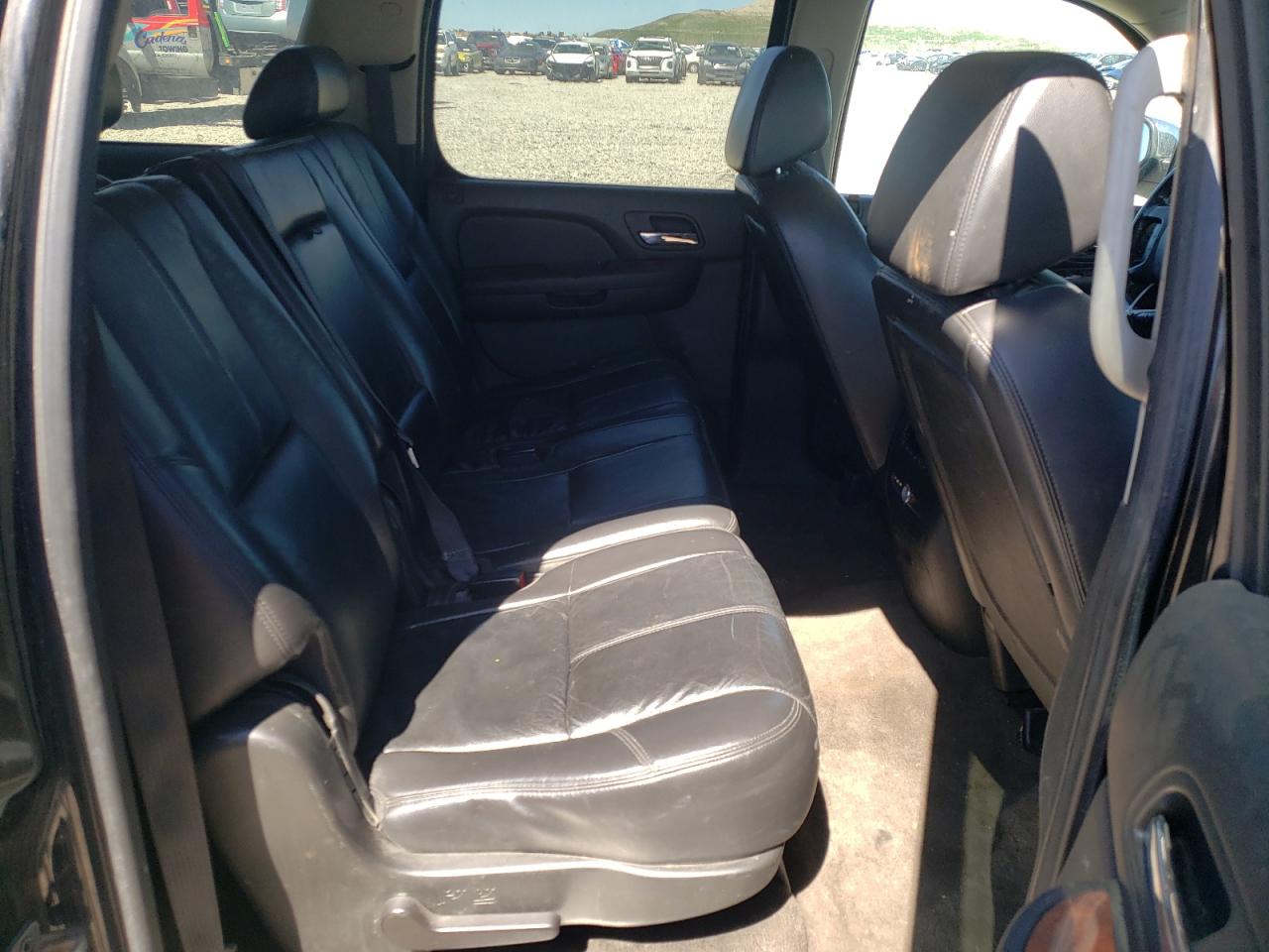 Photo 6 from auction – 2008 CHEVROLET SUBURBAN K with VIN 1GNFK16308R220796
