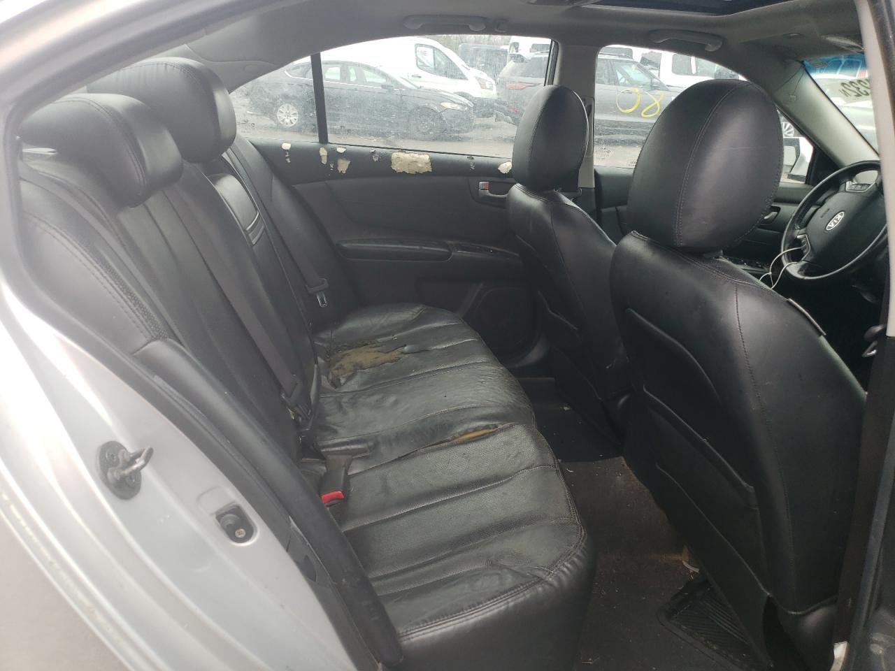 Photo 6 from auction – 2007 KIA OPTIMA LX with VIN KNAGE123175120218