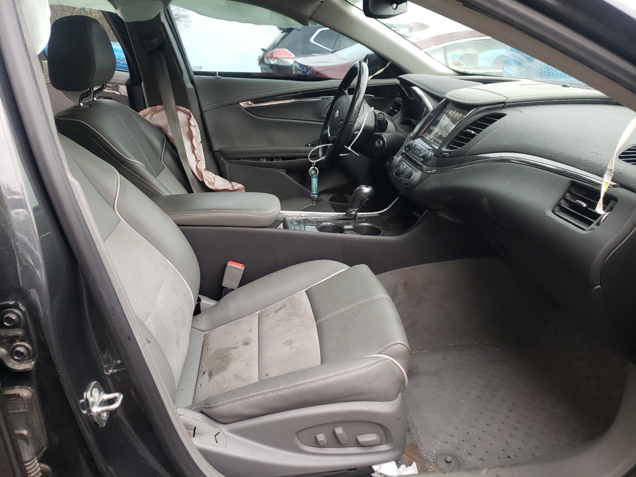 Photo 5 from auction – 2015 CHEVROLET IMPALA LT with VIN 1G1115SL6FU102340