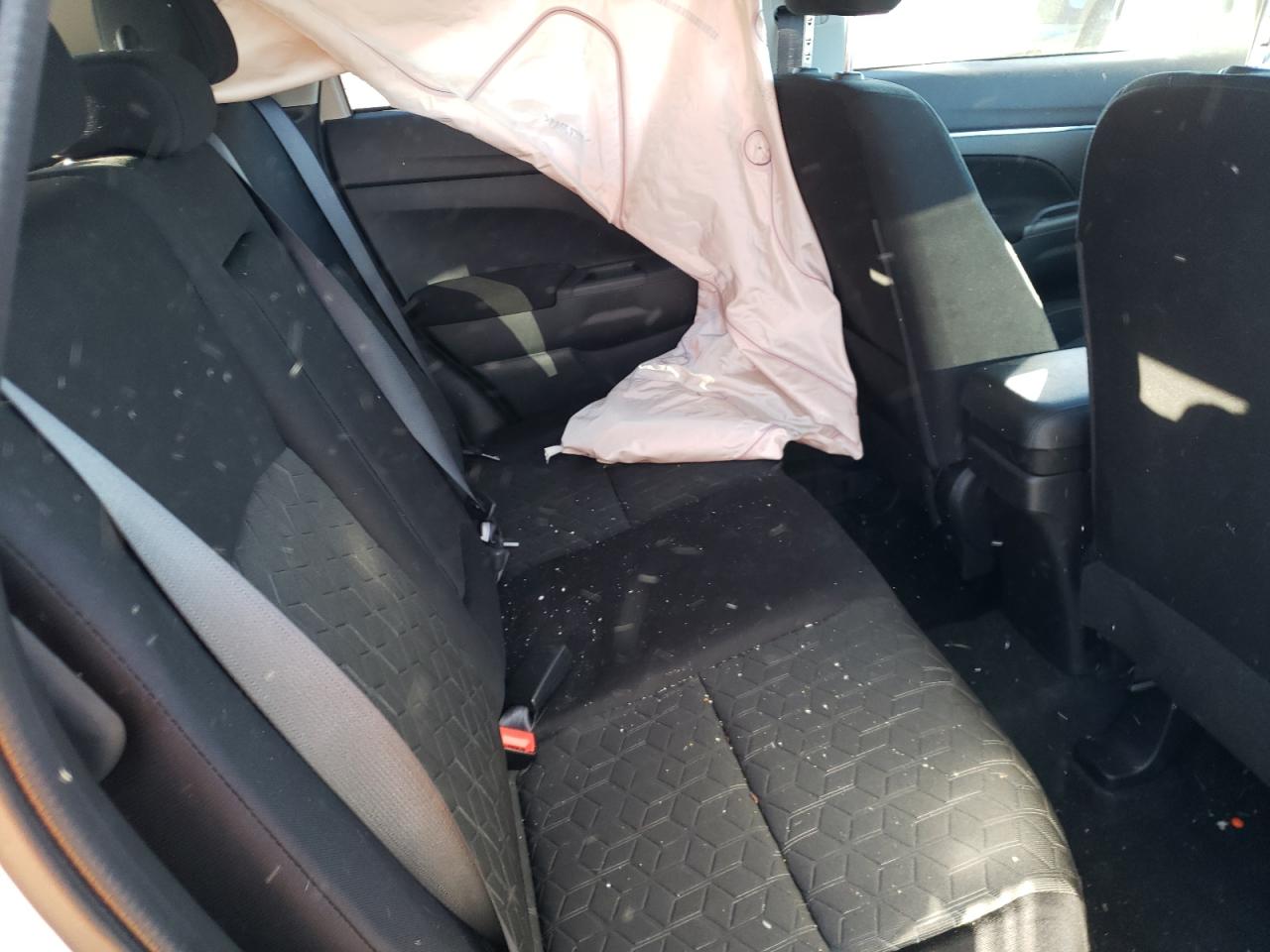 Photo 6 from auction – 2021 MITSUBISHI OUTLANDER with VIN JA4ARUAU5MU033443