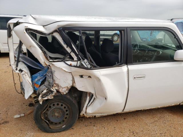 Photo 9 from auction – 2006 SCION XB with VIN JTLKT324964055442