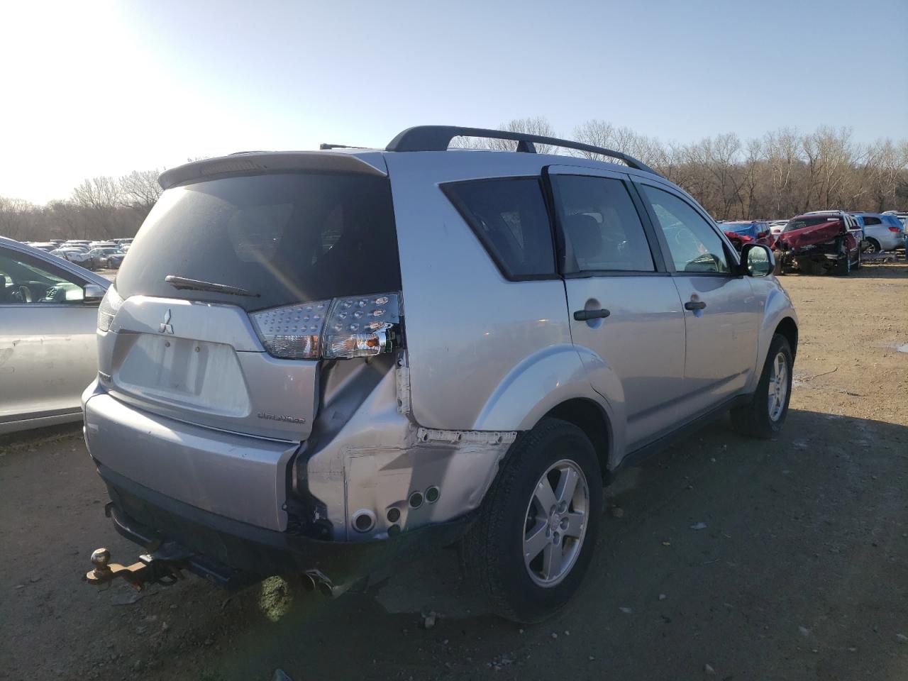 Photo 4 from auction – 2007 MITSUBISHI OUTLANDER with VIN JA4MT31X27Z015749