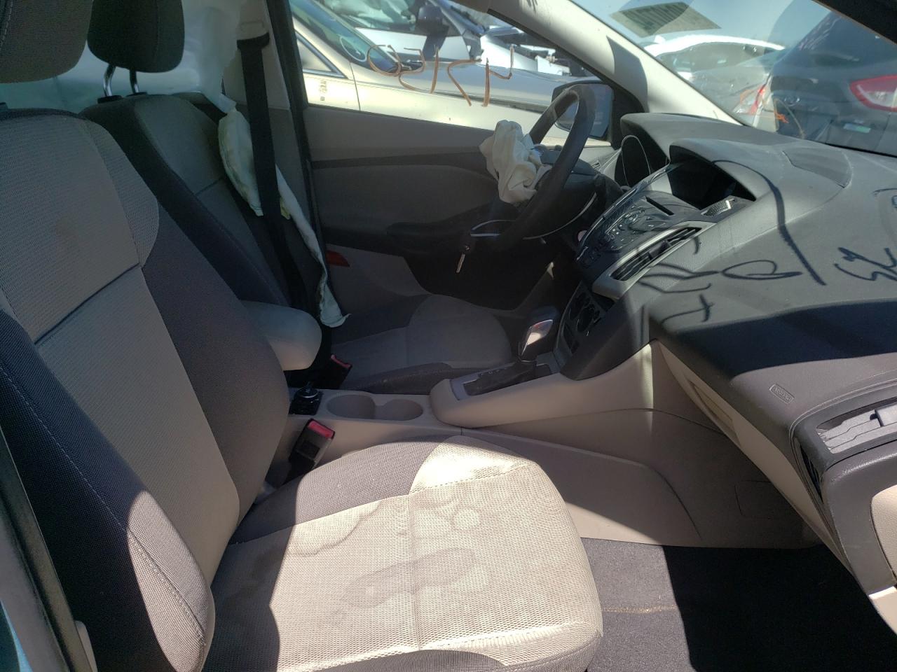 Photo 5 from auction – 2012 FORD FOCUS SE with VIN 1FAHP3F22CL131173