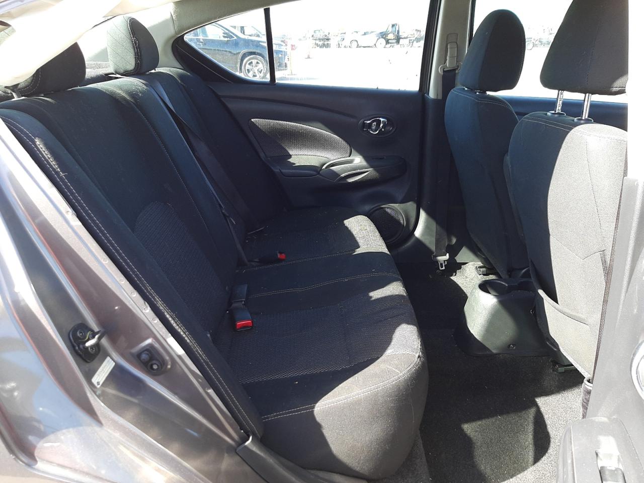 Photo 6 from auction – 2017 NISSAN VERSA S with VIN 3N1CN7AP0HK431268