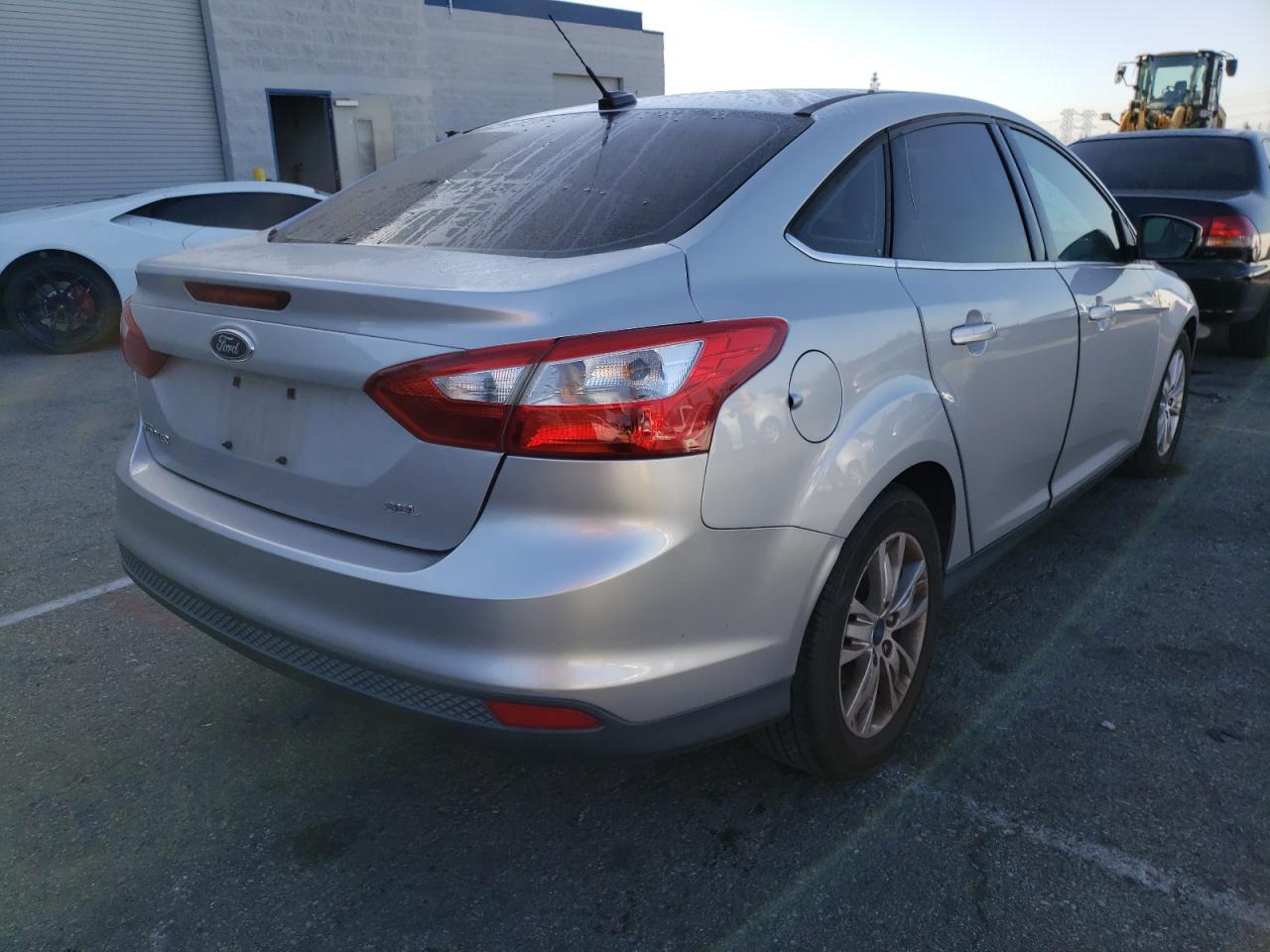 Zdjęcie 4 z aukcji – 2012 FORD FOCUS SEL z VIN 1FAHP3H24CL169517