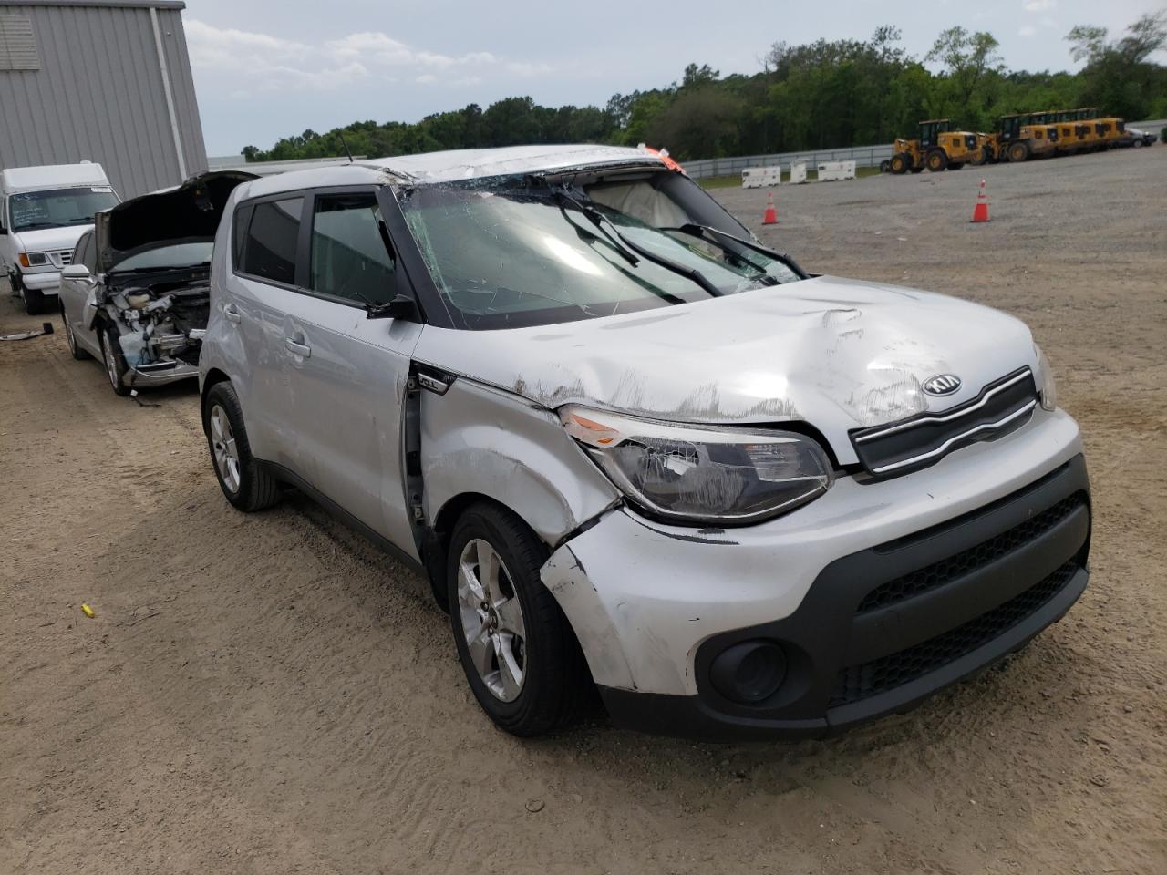 KIA SOUL 2017 with VIN KNDJN2A25H7450649 - Photo from auction
